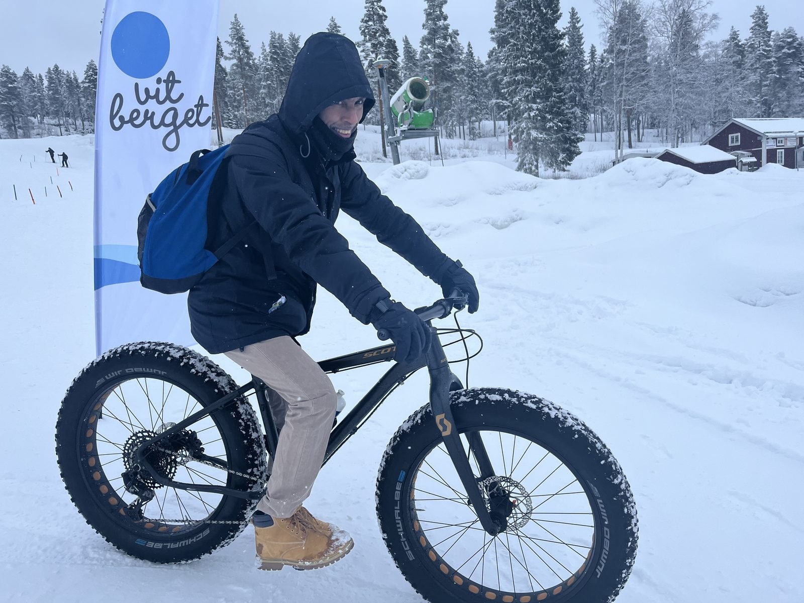 Manoj fat-biking in the snow at Vitberget, Northern Sweden